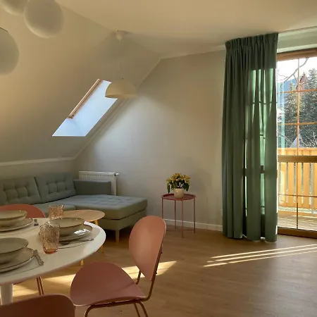 Apartment Paproc I Malina - 300 Metrow Do Centrum